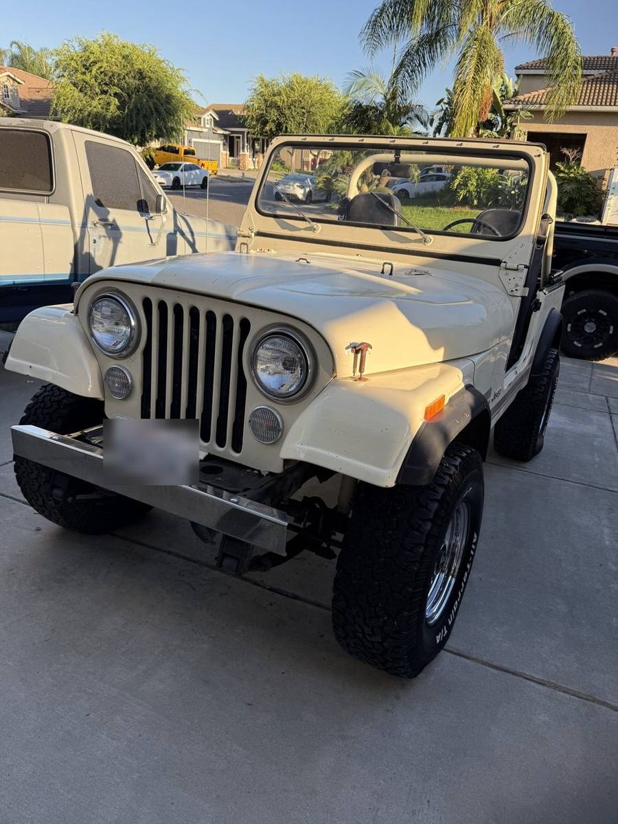 Jeep CJ-7. 3-Star Detail Package