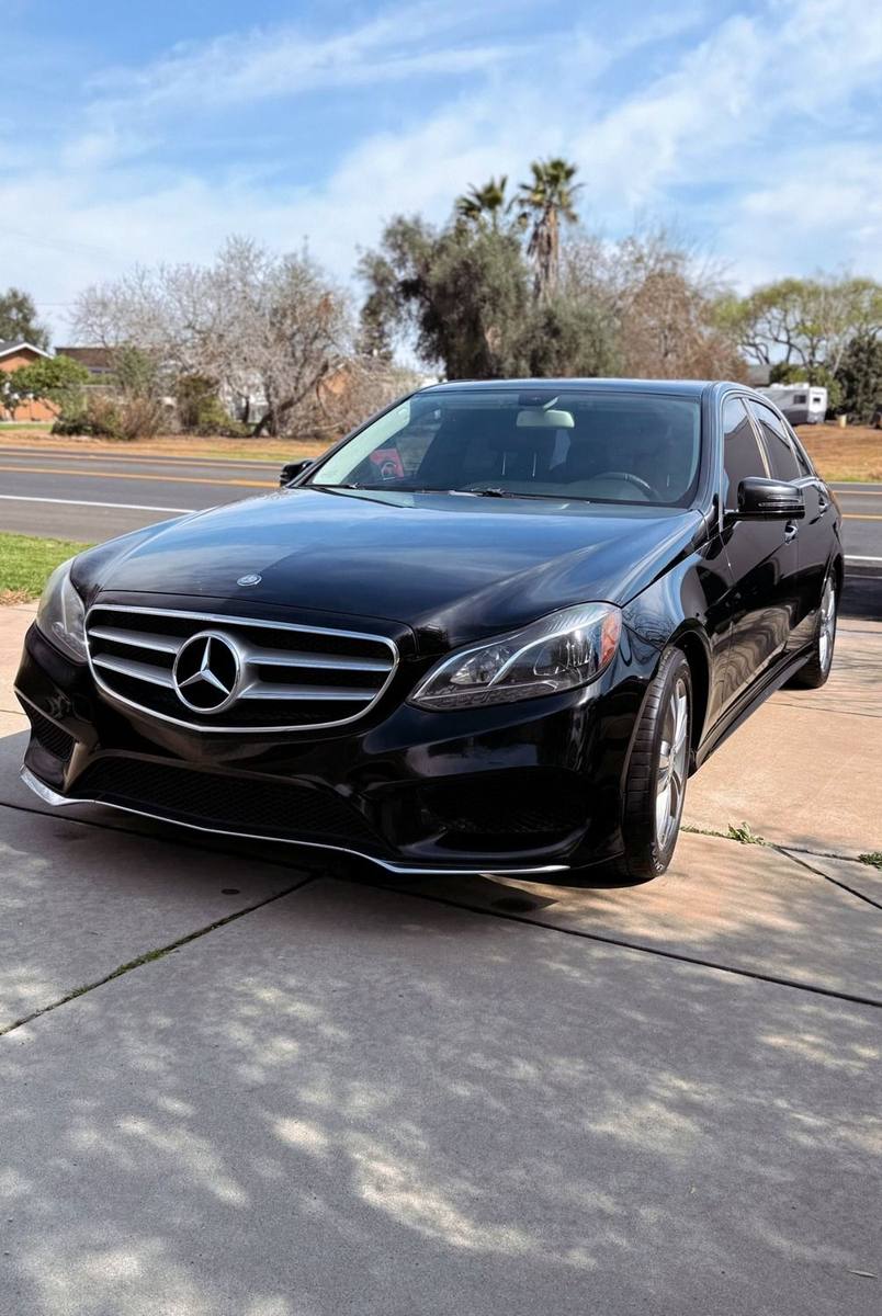 Mercedes-Benz E-Class. Paint corrected